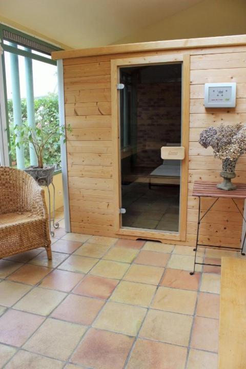 Au Fil De L'Aulne Bed and Breakfast Châteauneuf-du-Faou Eksteriør billede